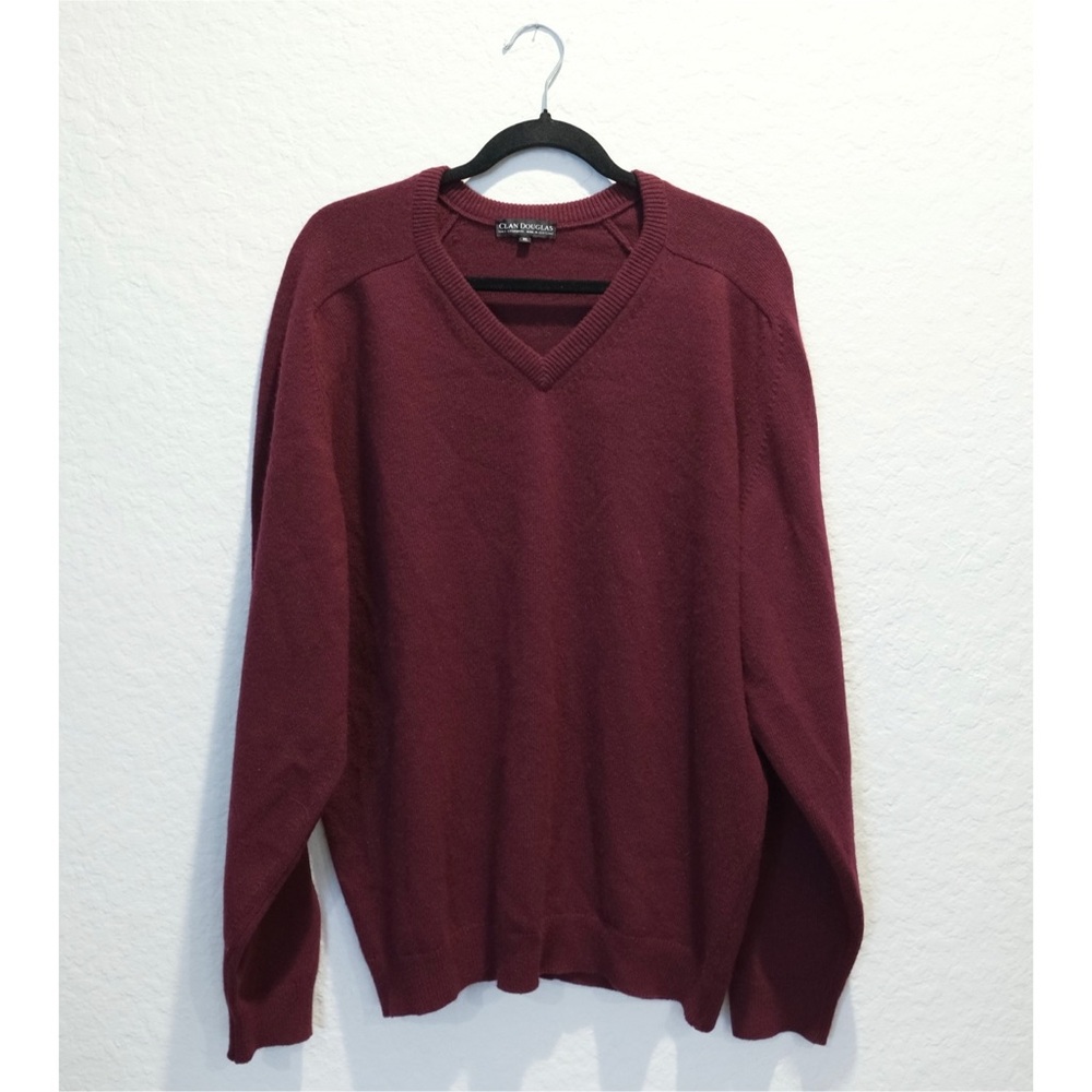 Clan Douglas Men’s Cashmere V-Neck Sweater Size XL Scotland Maroon Quiet Luxury